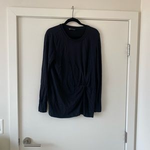 M Athleta Longsleeve with Twist